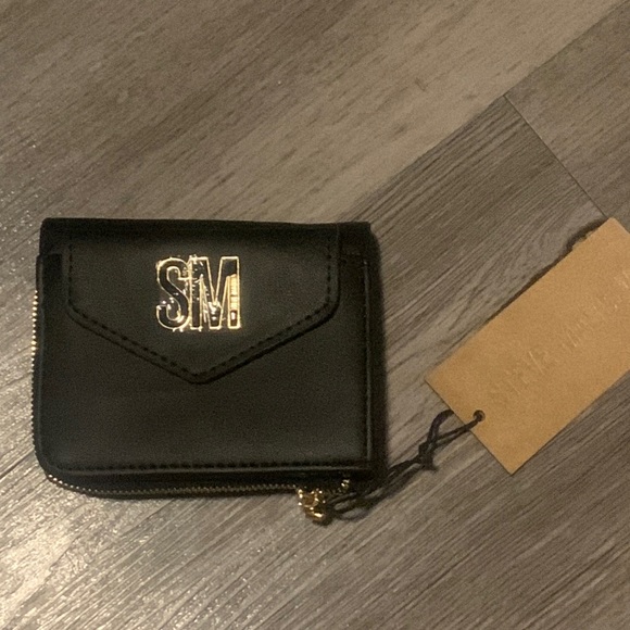 Steve Madden Handbags - NWT Steve Madden wallet